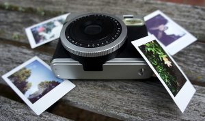 FUJIFILM INSTAX MINI 90