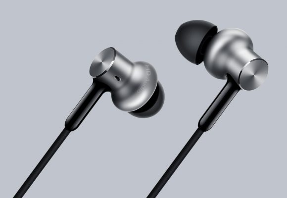 Mi In-Ear Headphones Pro HD (1)