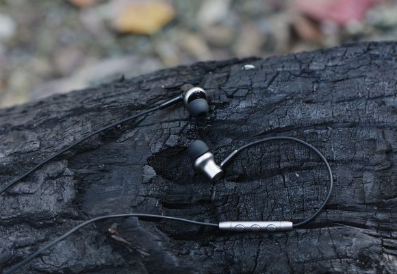 Mi In-Ear Headphones Pro HD (2)