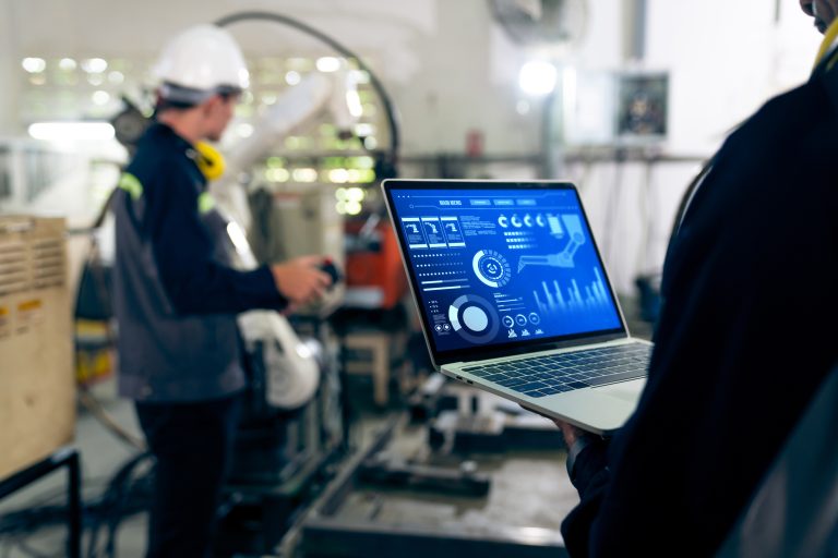 4 Ways Software Improves Manufacturing Efficiency 